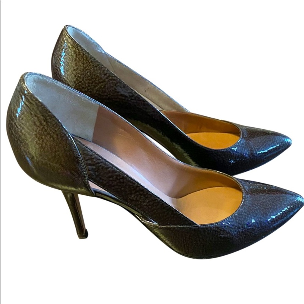 Blumarine patent leather heels